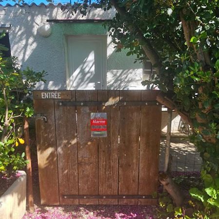 Studio En Camargue Arles Exterior photo