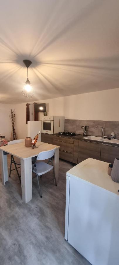 Studio En Camargue Arles Exterior photo